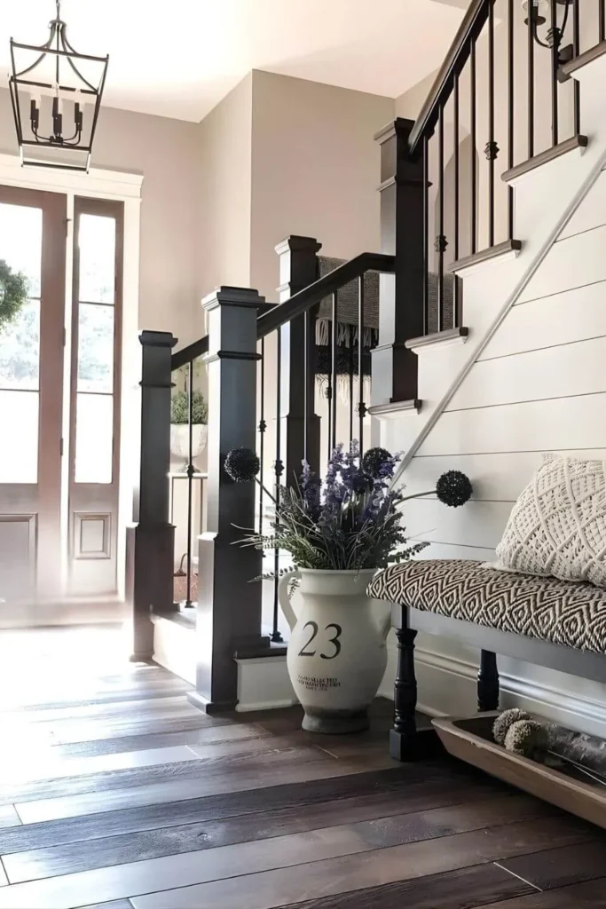 Hall de entrada com escada