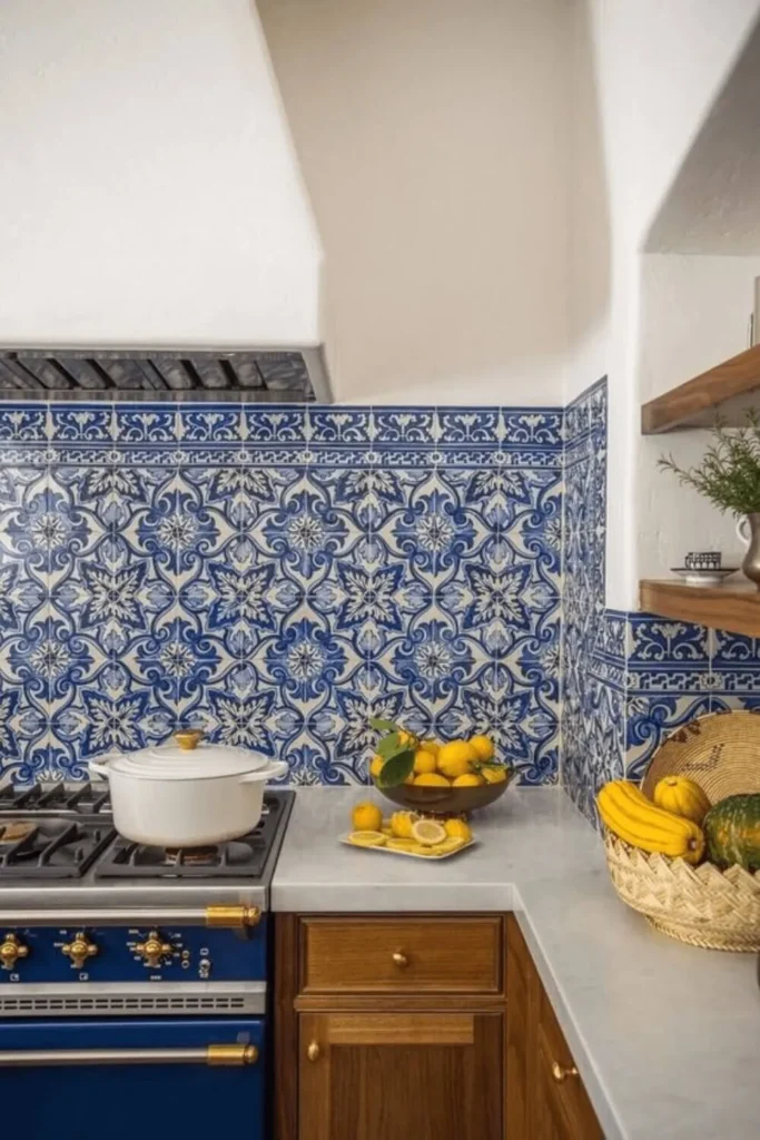 Cozinha mediterrânea azulejo estampado terroso